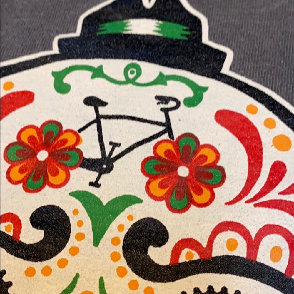 Men’s bicycle sugar skull themed Tee size medium - Picture 4 of 8